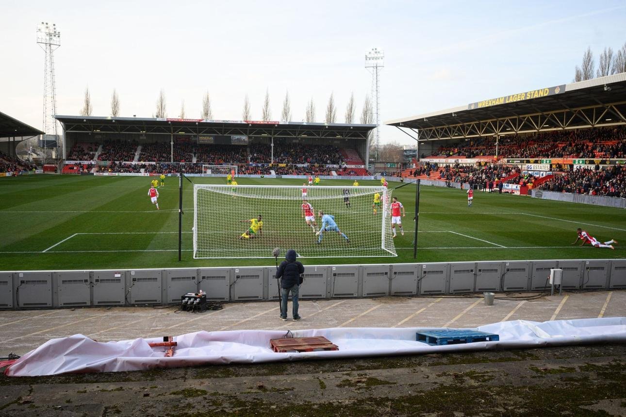Wrexham AFC, Middlesbrough FC, EFL Championship, Championship 2026, Wrexham vs Middlesbrough, Wrexham live score, Boro, Racecourse Ground, Football results, Ryan Reynolds, Rob McElhenney, Championship highlights, Josh Windass, Morgan Whittaker, Soccer news, Matchday 46, Promotion playoffs.